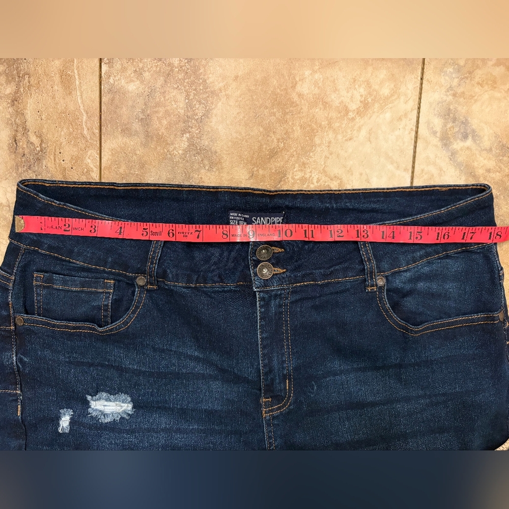 Sandpiper Stretch Denim Distressed Bermuda Shorts Women’s Plus Size 18W - Picture 4 of 7